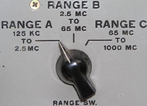 URM-32 range switch